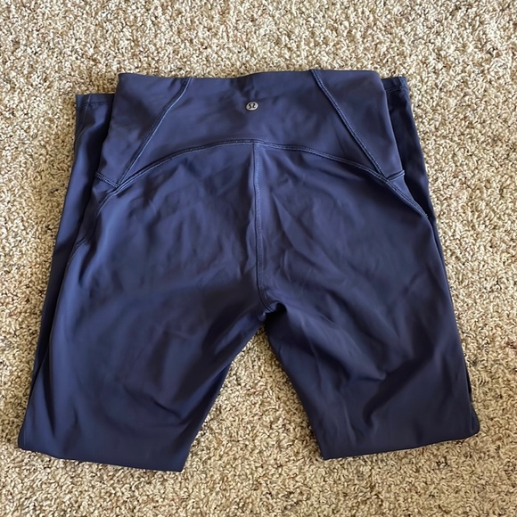 Lululemon size 6 leggings - Picture 2 of 5